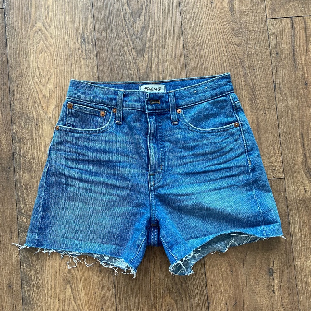 SOLD - Madewell High Rise denim shorts